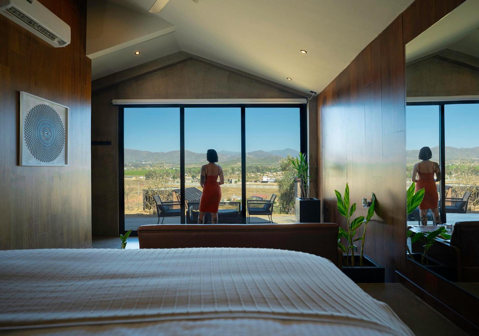 Bajo Estrellas Hotel Contemporaneo Валье-де-Гуадалупе Экстерьер фото