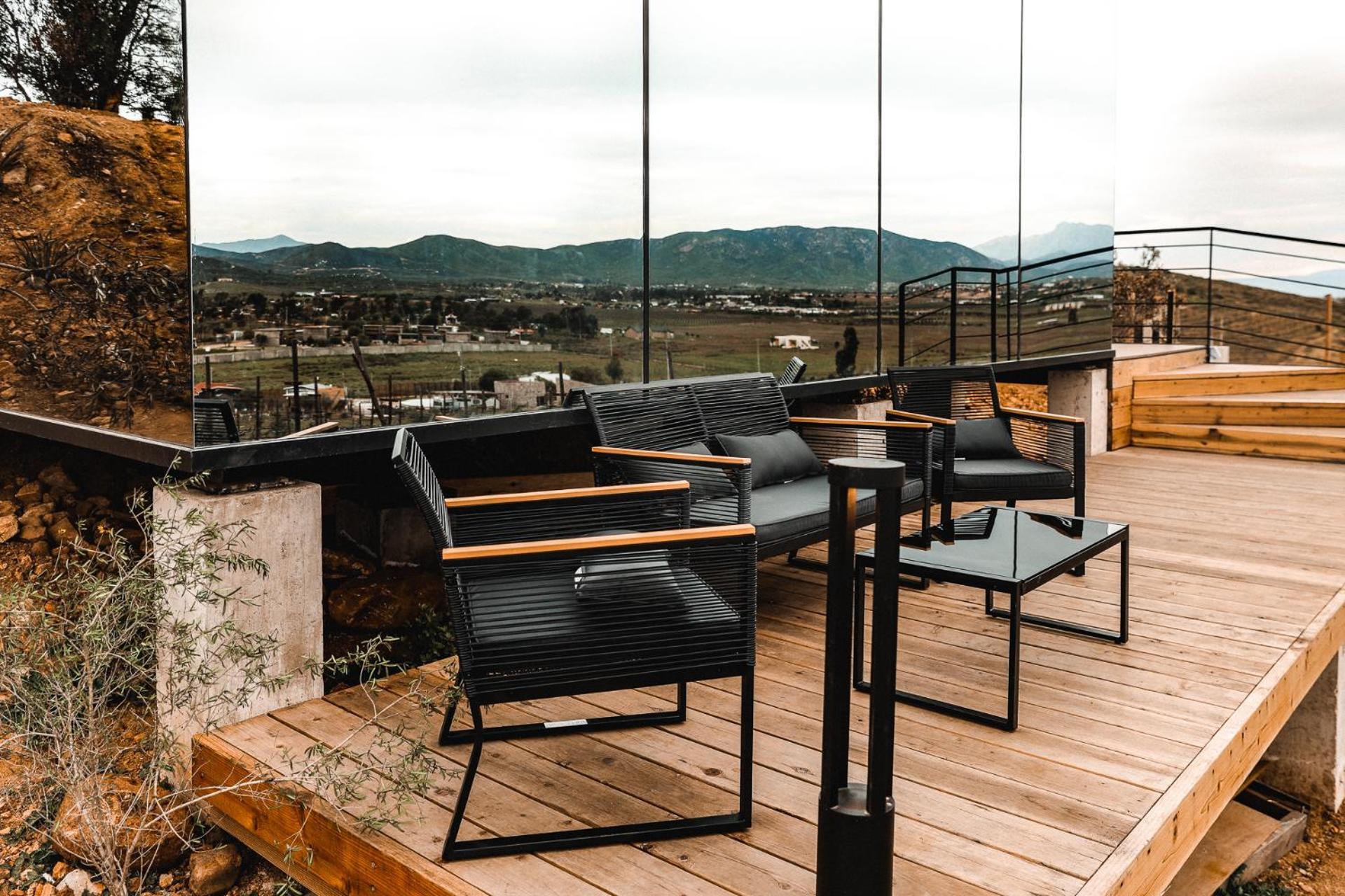Bajo Estrellas Hotel Contemporaneo Валье-де-Гуадалупе Экстерьер фото